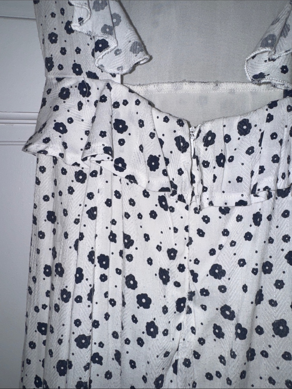 Princess Polly White & Navy Floral Short Sleeve Fit-and-Flare Dress Open Back - Picture 11 of 16